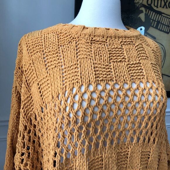 NWT Billabong Onward We Go Chenille Sweater Mustard L - Picture 4 of 12